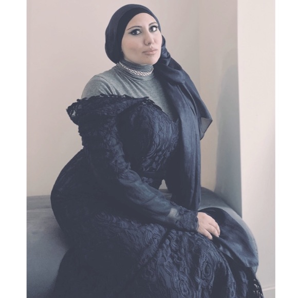 Meet your Posher, Basma - Picture 1 of 1